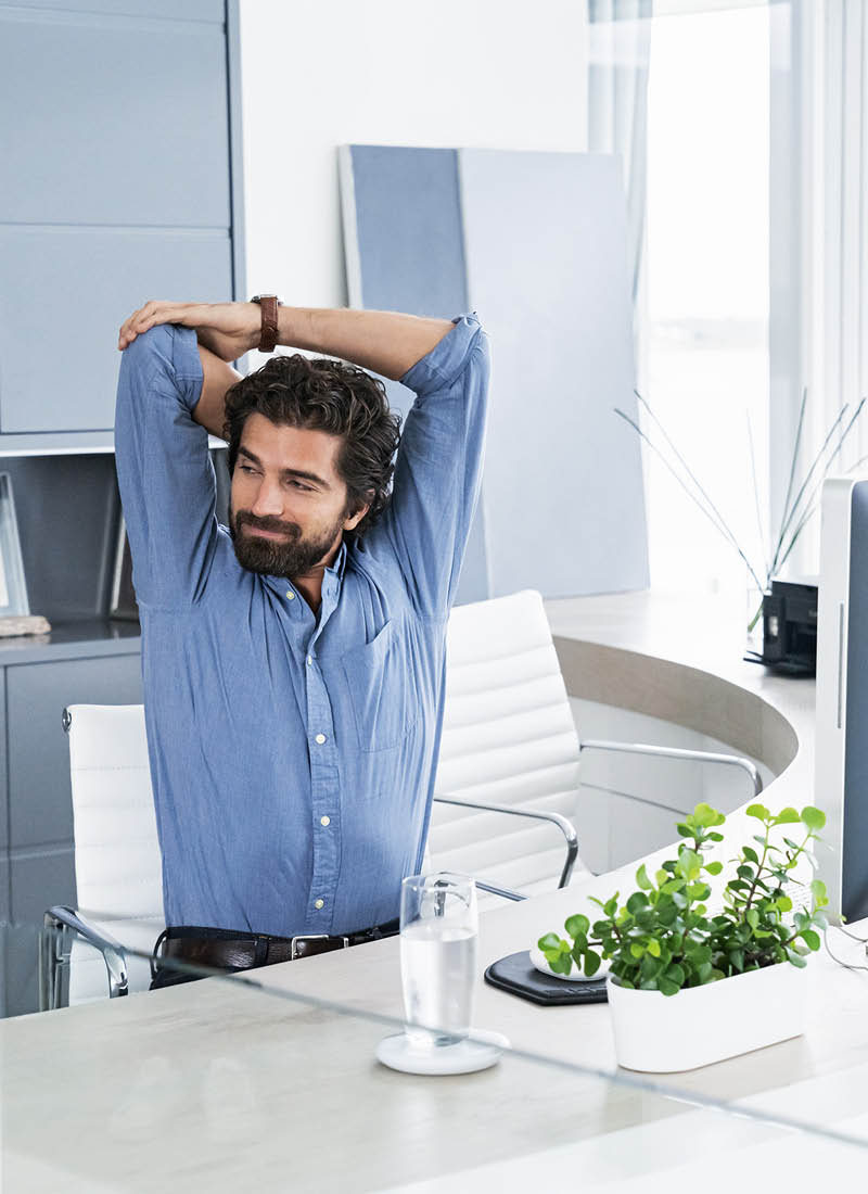 Image Beurer - Homme s'étirant le dos